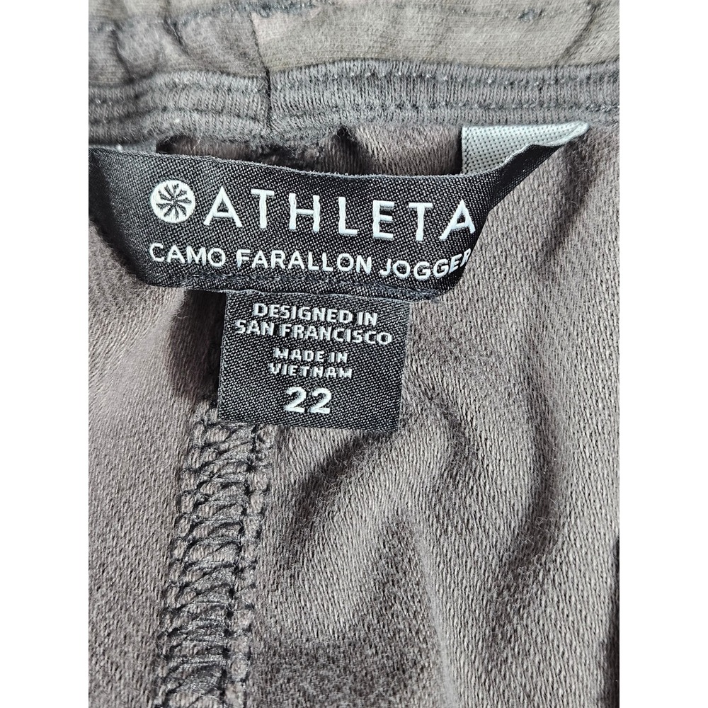 Athleta Camo Farallon Jogger Pants Grey Charcoal Camouflage Plus Size 22 535275 - Picture 5 of 9